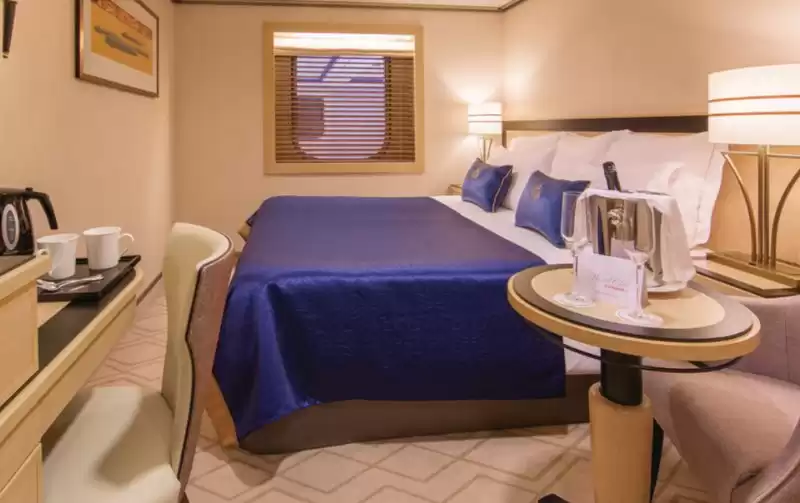 Cabine Britannia Intérieure vue atrium