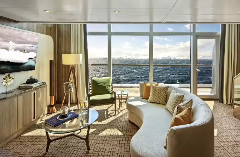 Grand Wintergarden Suite